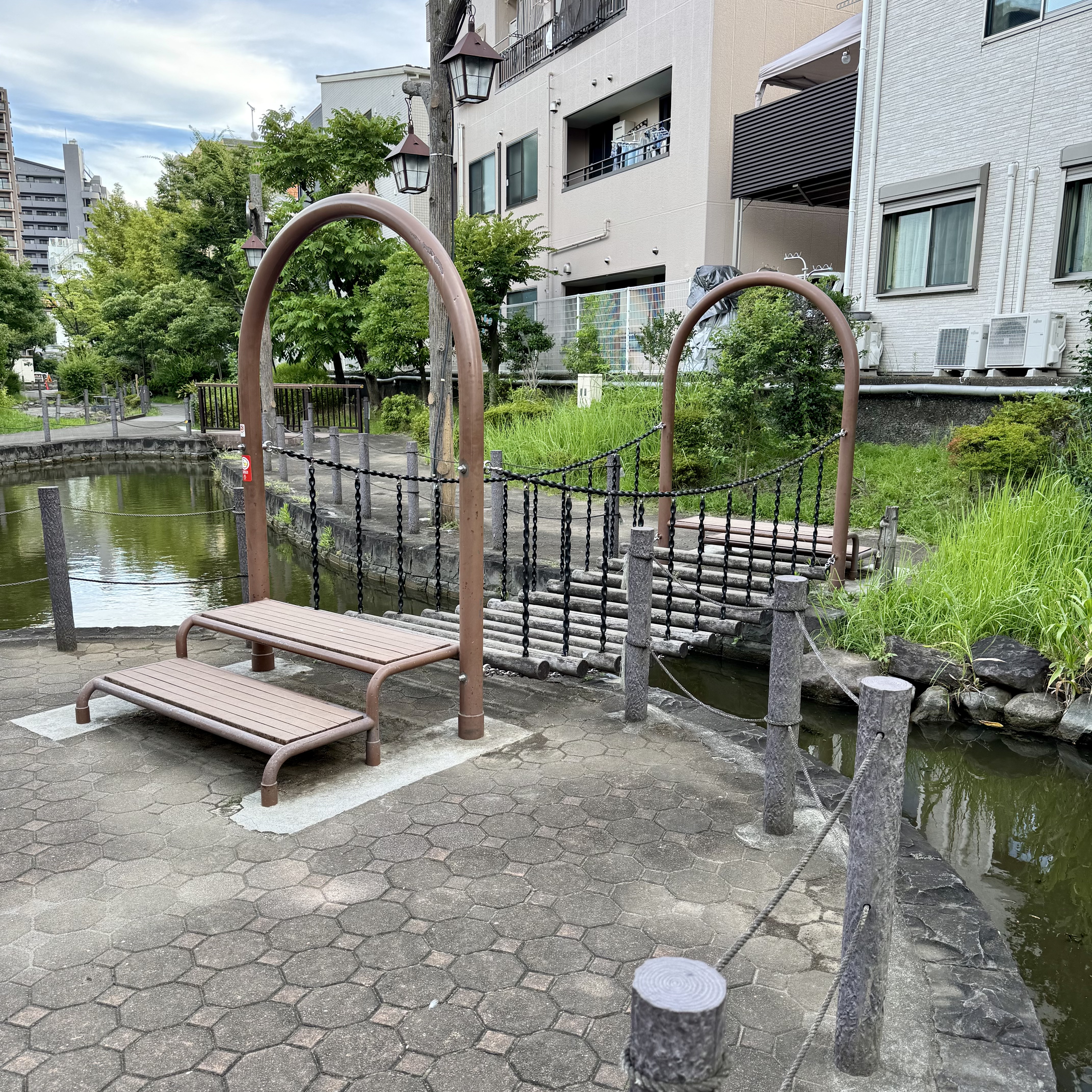 Image 05